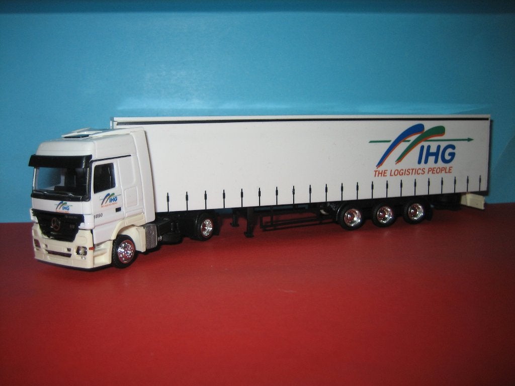 IHG-Groupe  MERCEDES met Zeil-oplegger  AWM, Ophalen of Verzenden, Zo goed als nieuw, Bus of Vrachtwagen, AWM