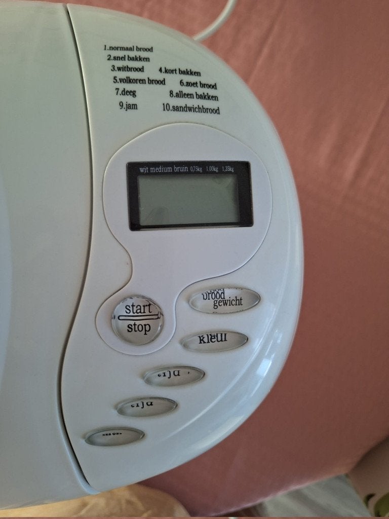 QUIGG  Volautomatische Broodbakmachine, 800 tot 1200 gram deeg, Zo goed als nieuw, Kijkvenster, Ophalen