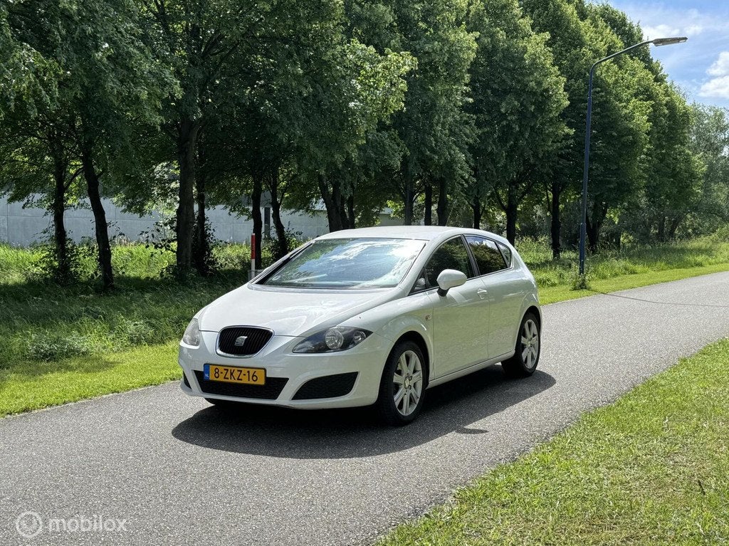 Seat Leon 1.4*AIRCO*ELEK. RAMEN*TREKHAAK*5 DRS, Voorwielaandrijving, Gebruikt, 4 cilinders, Leon