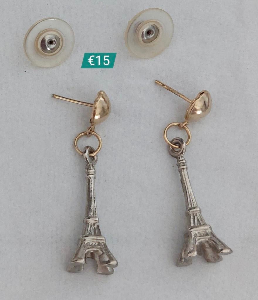 Schattige oorbel voor €15, Sieraden, Tassen en Uiterlijk, Oorbellen, Overige materialen, Overige kleuren, Ophalen of Verzenden