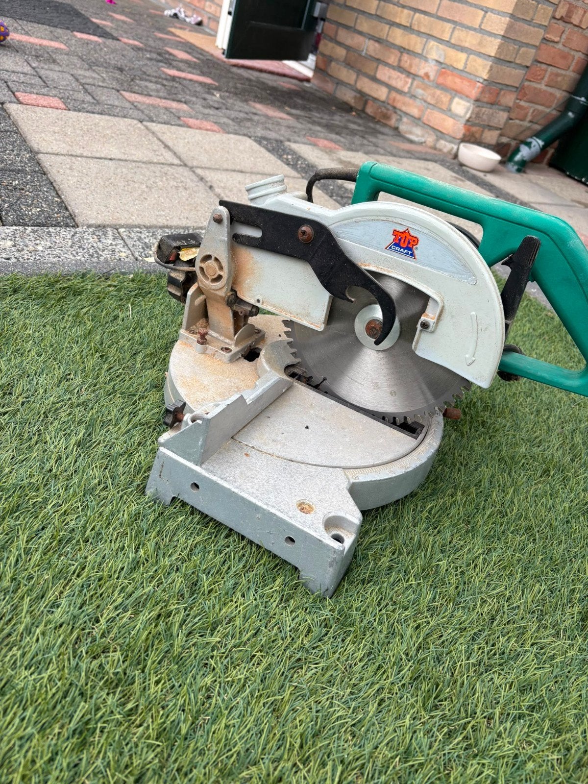 TR CRAFT Afkortzaag 1200W - Gebruikt, Gebruikt, Afkortzaag, 30 tot 70 mm, 1200 watt of meer