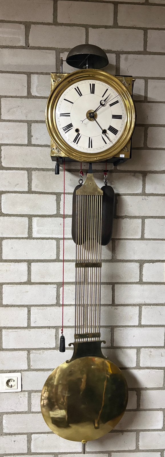 Comtoise regulateur, Ophalen