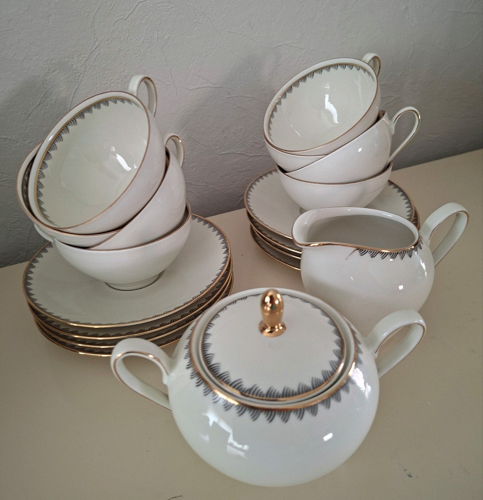 Prachtig 18-delig Vintage Valeram servies (1969), Antiek en Kunst, Antiek | Servies compleet, Ophalen of Verzenden