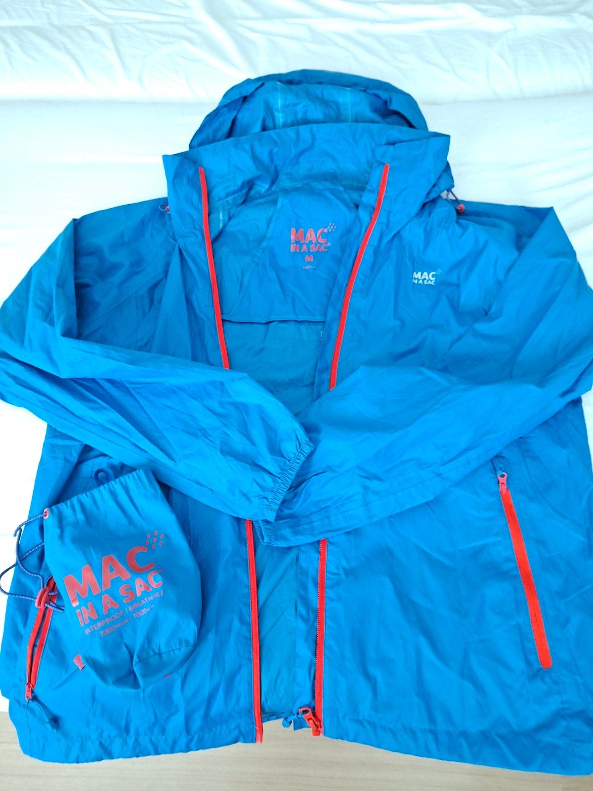 Mac in a Sac regenjas - Zo goed als nieuw - Maat M, Kleding | Dames, Overige Dameskleding, Mac in a Sac, Ophalen, Zo goed als nieuw