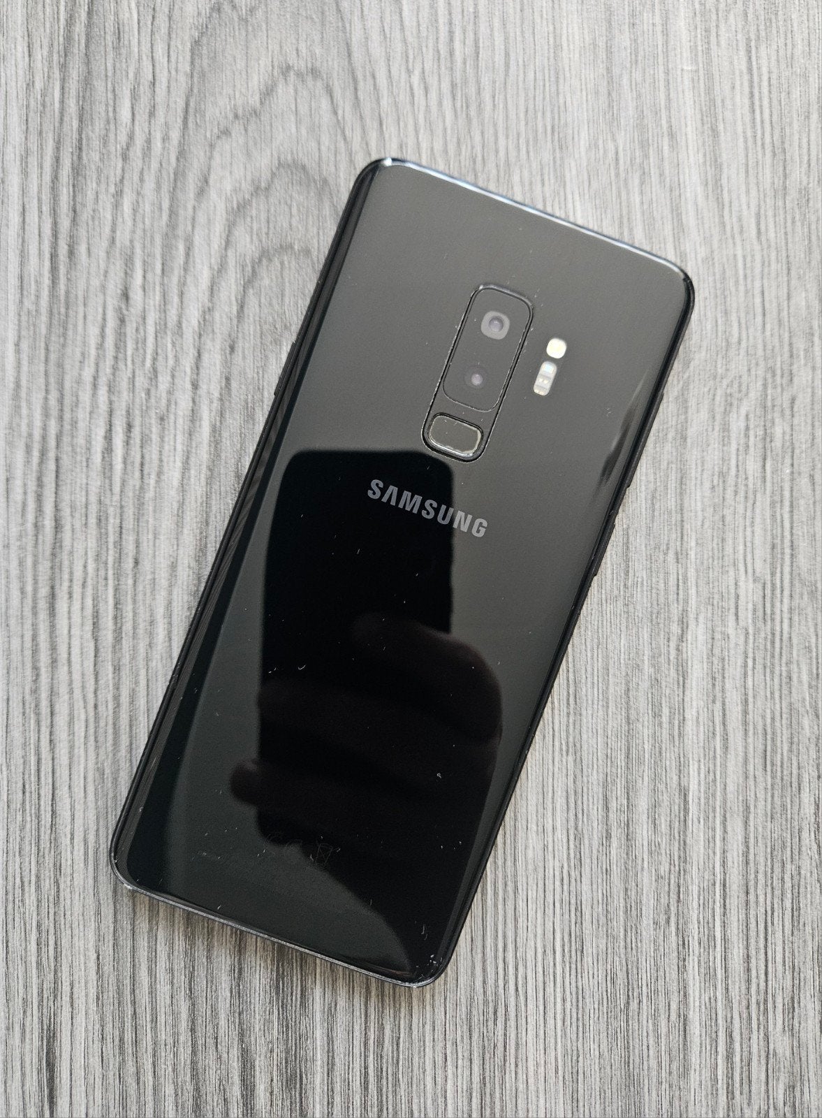 Samsung Galaxy S9 Plus Black
Dual-Sim 64 GB, Ophalen, Zwart, Touchscreen, Zo goed als nieuw