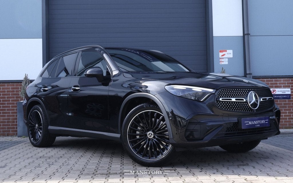 Mercedes-Benz GLC-klasse 300 4MATIC AMG Line, Auto's, Mercedes-Benz, Automaat, Gebruikt, 4 cilinders, 259 pk