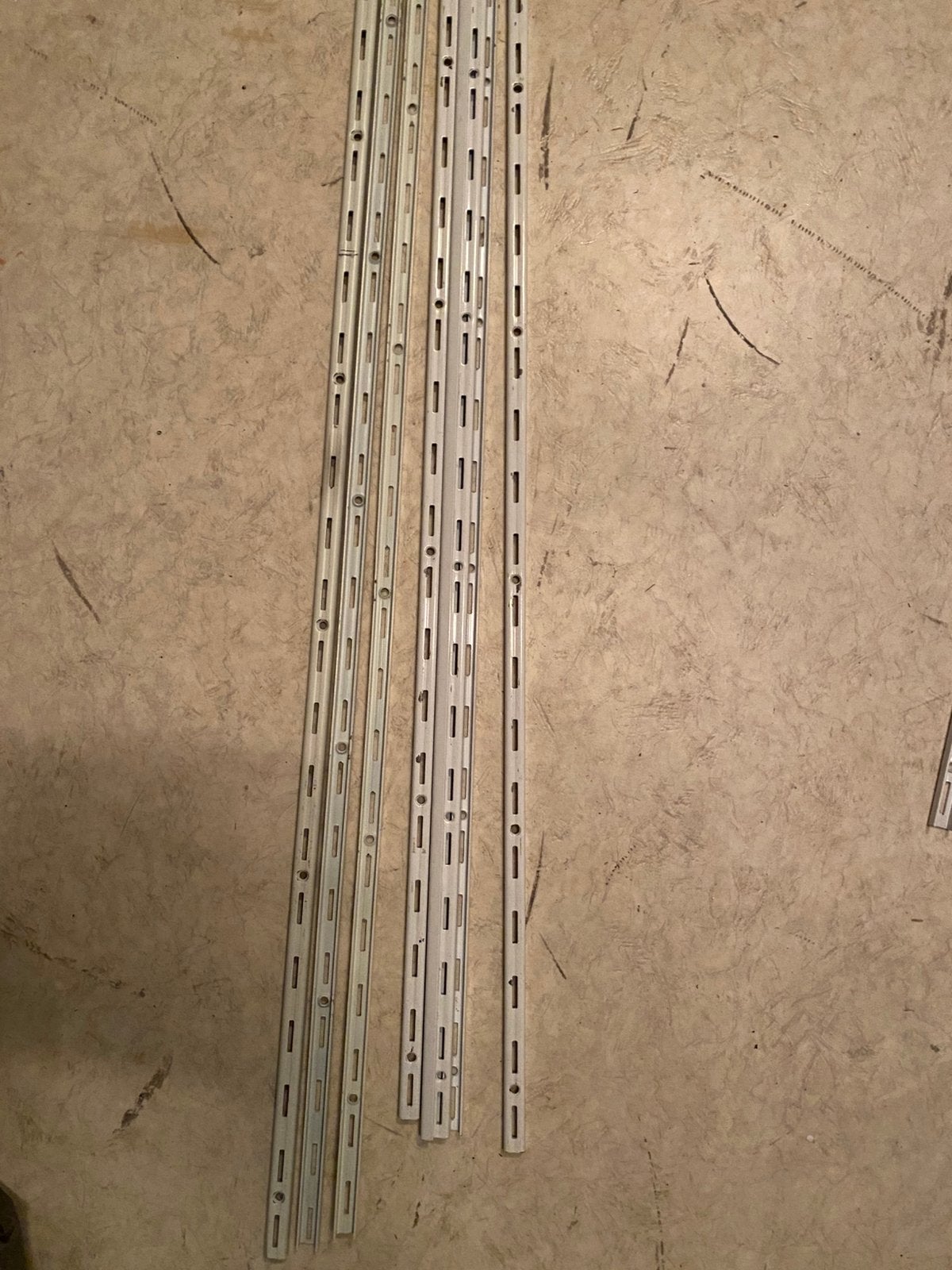 Muur rails ijzer wit, Ophalen, Minder dan 25 mm, Plank, Minder dan 200 cm