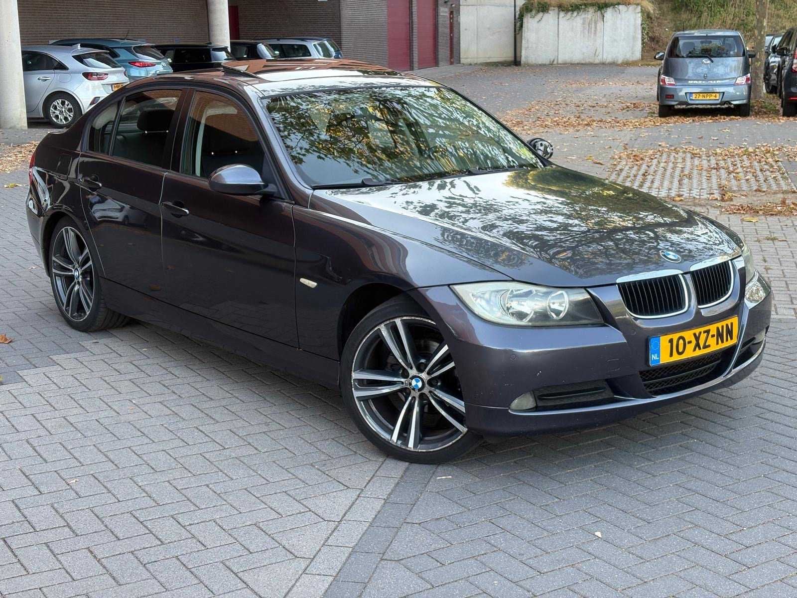 2006 BMW 3-serie 318i Personenauto, Auto's, BMW, Achterwielaandrijving, 4 cilinders, 129 pk, 14 km/l