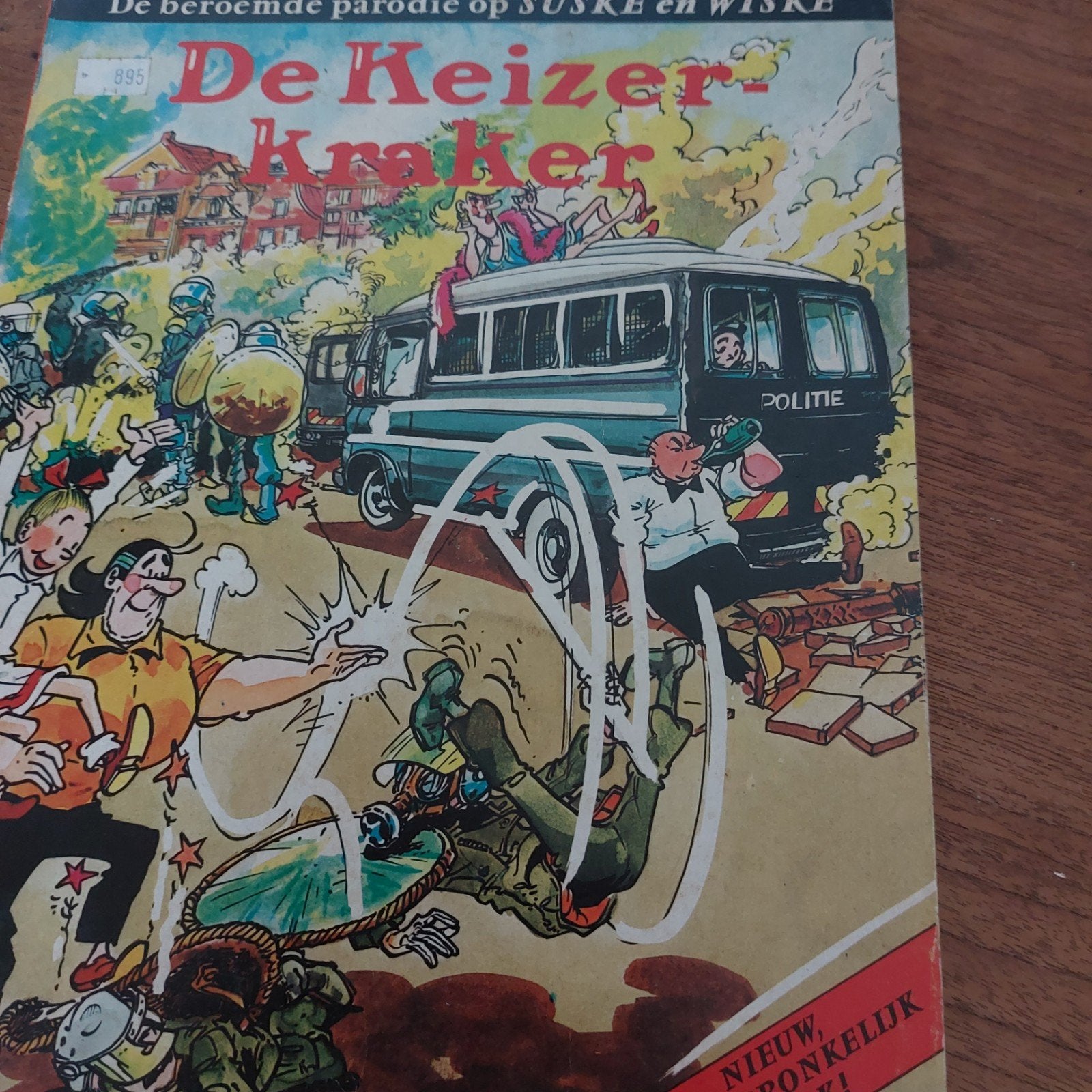 Suske en Wiske parodie: De Keizer Kraker, Eén stripboek, Ophalen of Verzenden, Gelezen, Onbekend