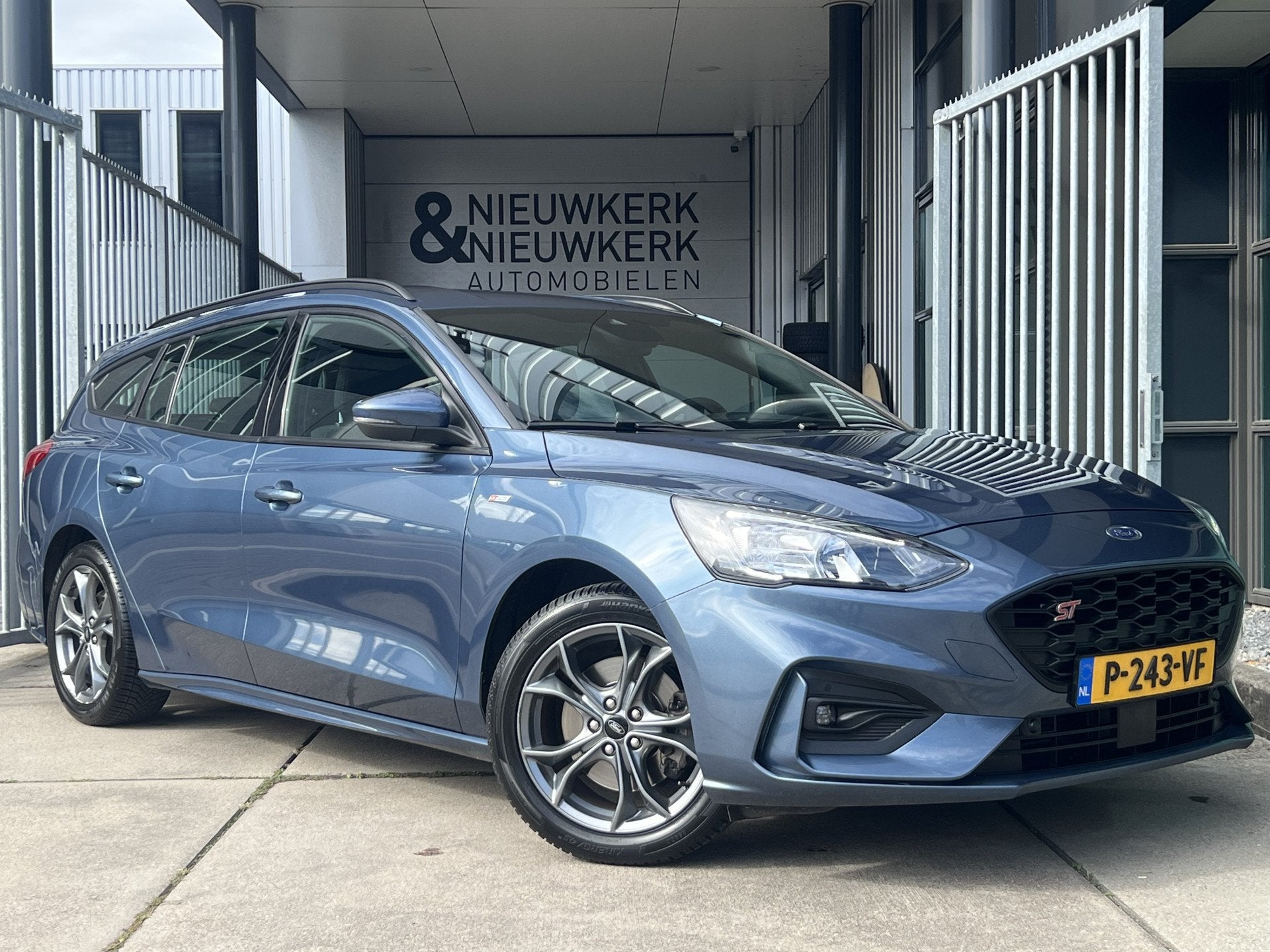 Ford FOCUS Wagon 1.0 EcoBoost ST Line Business | NAVI | CARP, Auto's, Stof, Gebruikt, Met garantie (alle), Geïmporteerd