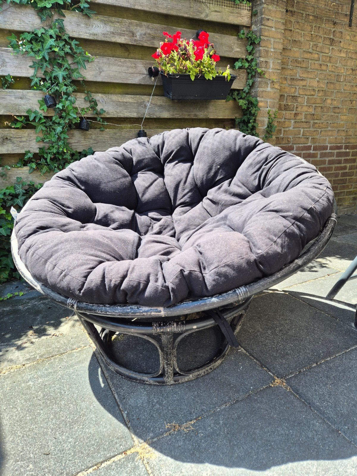 Papasan stoel met zwart kussen, Ophalen, Gebruikt, Rotan