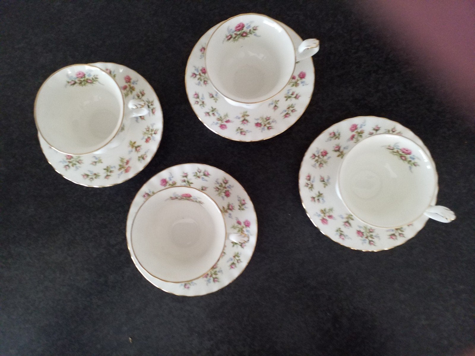 4 Royal Albert koffiekopjes Winsome, Ophalen of Verzenden