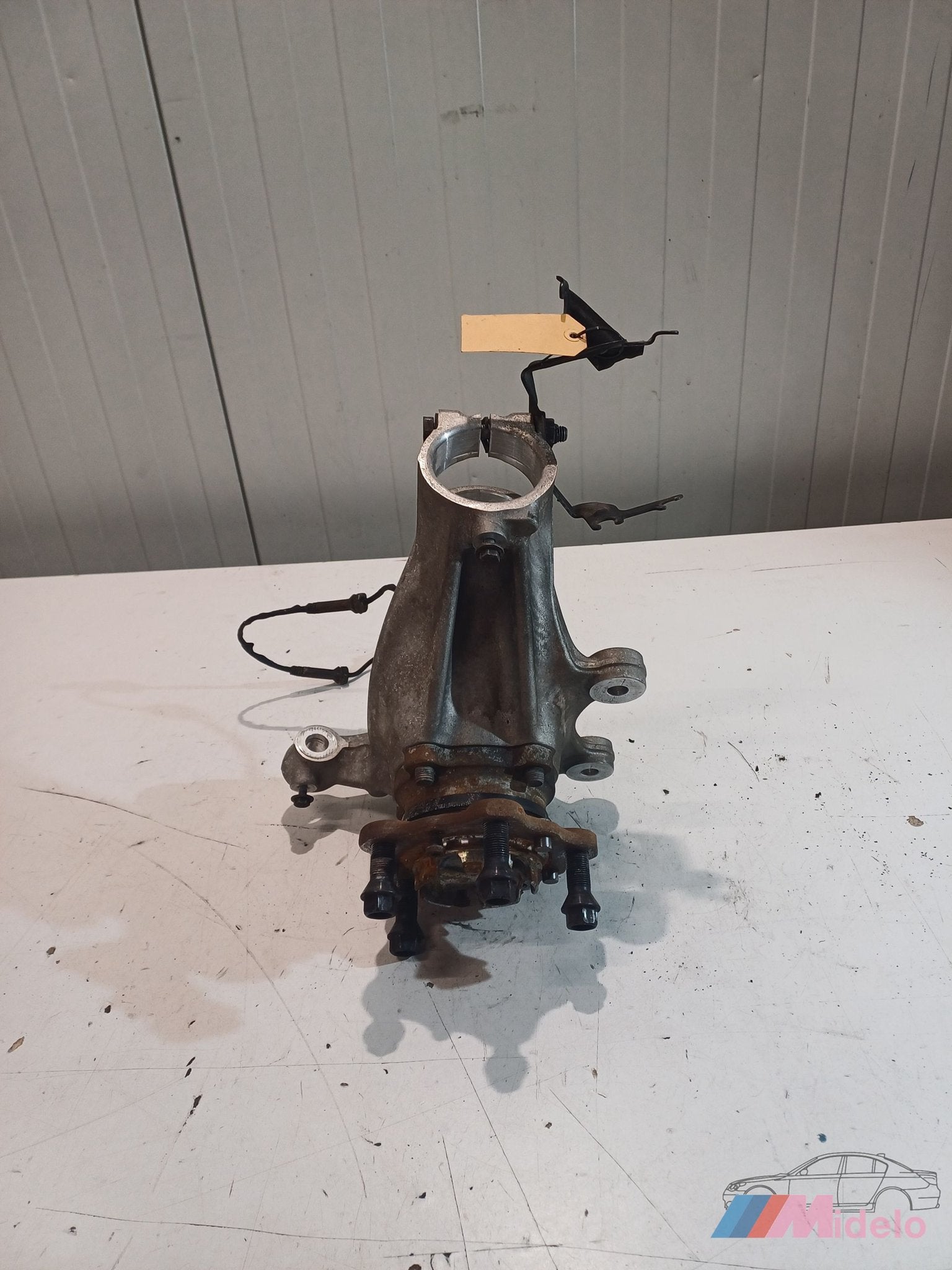 bmw m2 fusee links voor bj 2021 artikelnr 228400105, Gebruikt, -, Ophalen of Verzenden, -