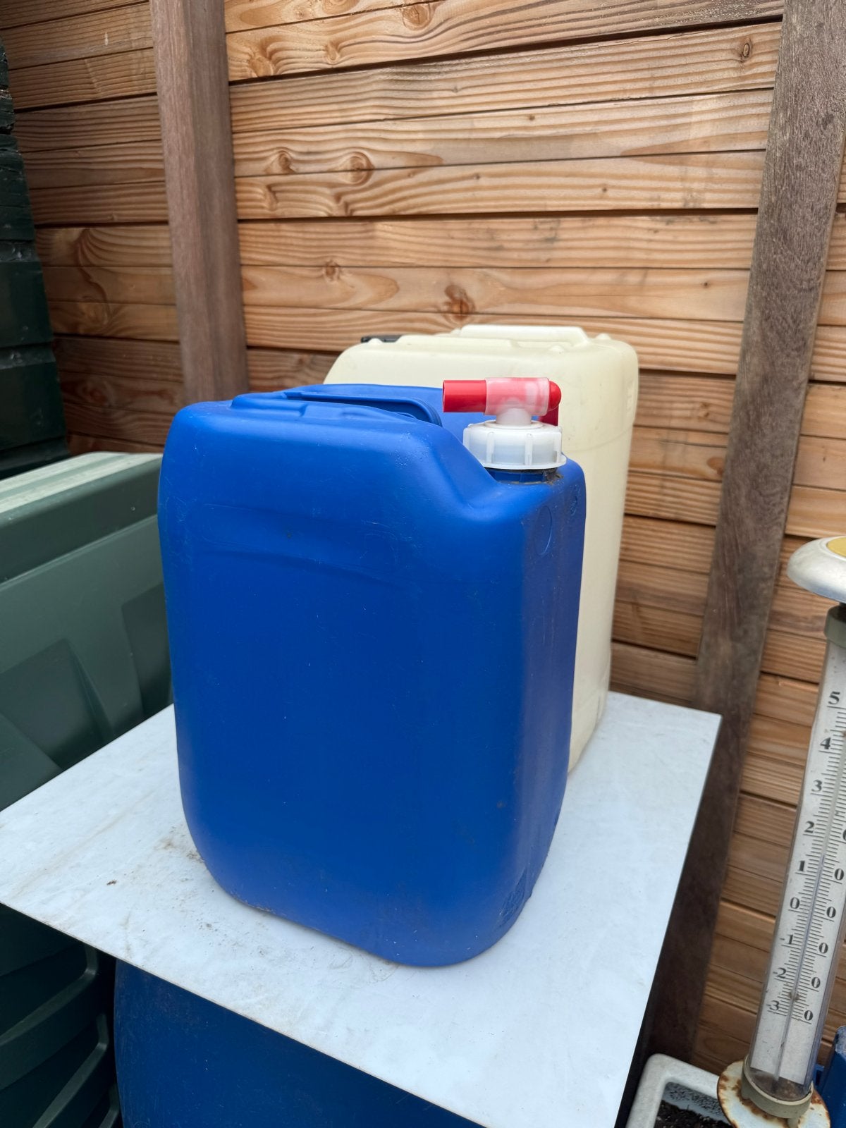 Blauwe jerrycan met kraantje, Ophalen of Verzenden, Gebruikt