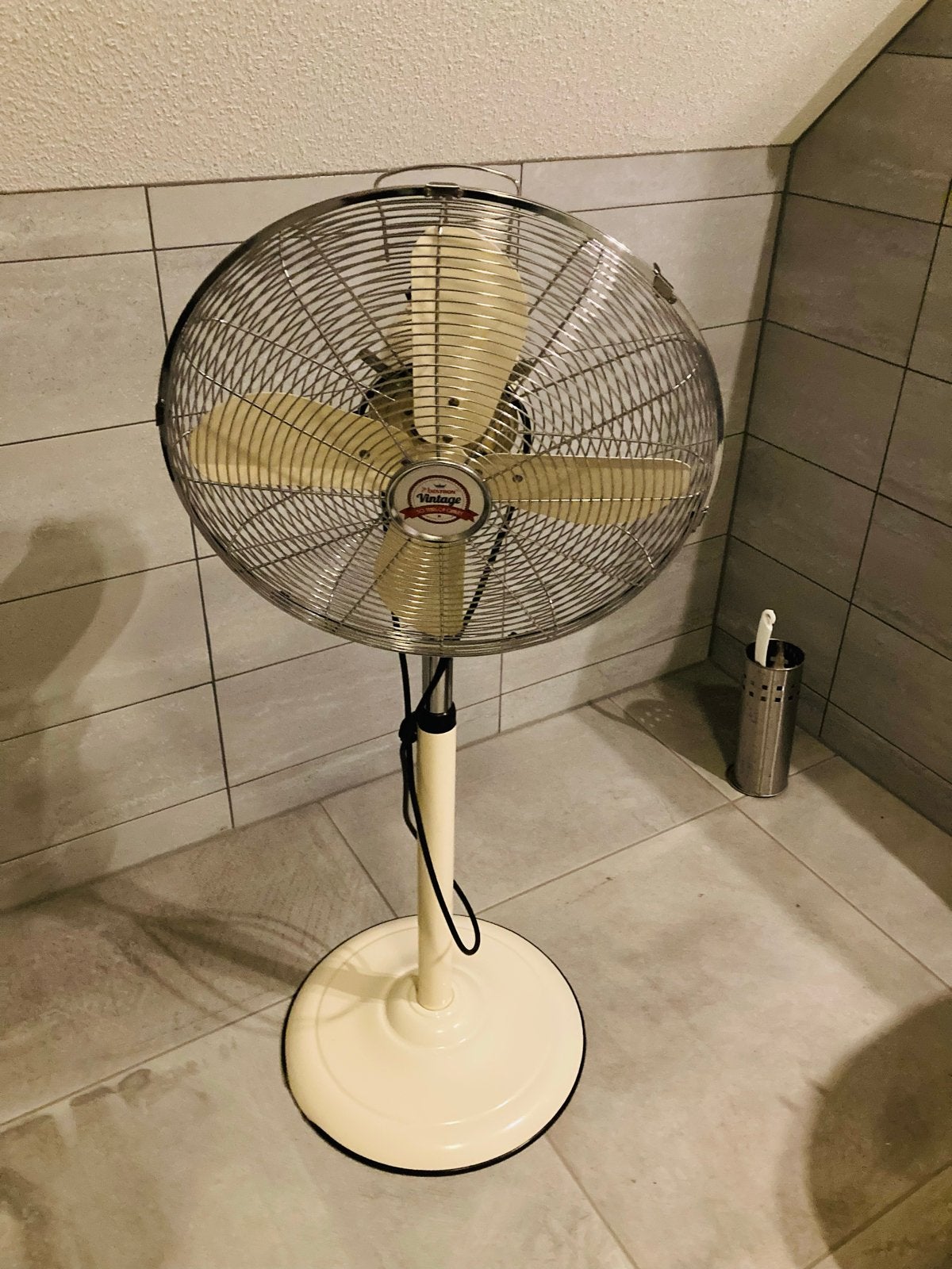 Bestron Vintage Statiefventilator - Crème, Witgoed en Apparatuur, Ophalen, Zo goed als nieuw, Statiefventilator