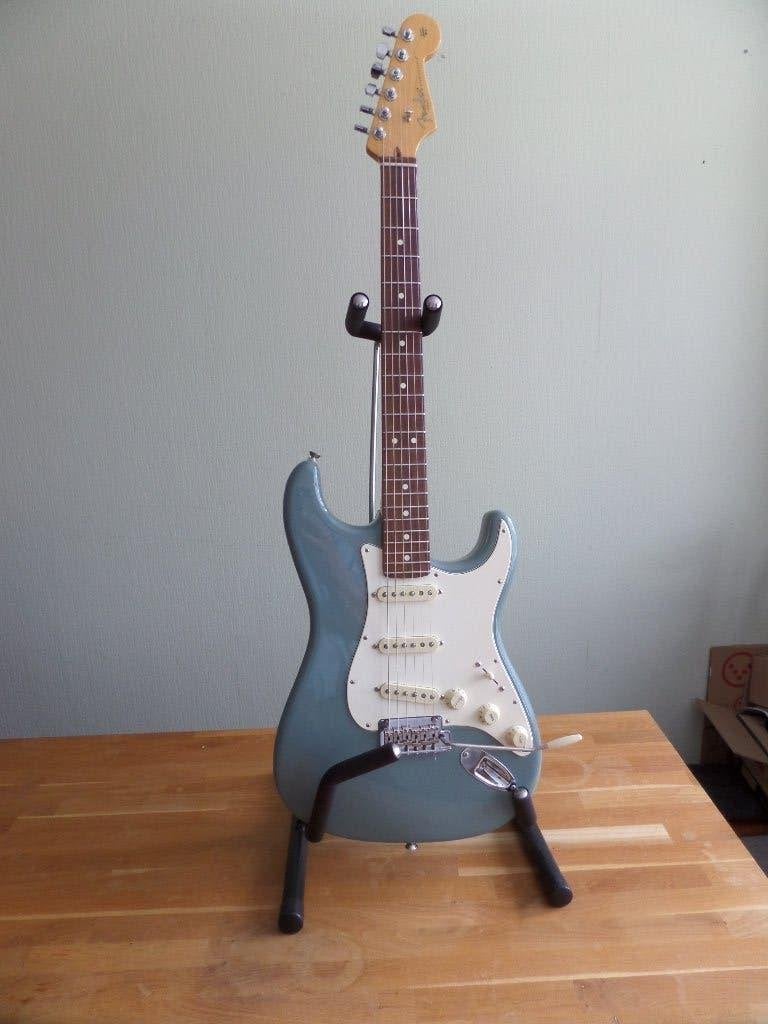 Fender American Professional I Stratocaster (Sonic Grey), Muziek en Instrumenten, Snaarinstrumenten | Gitaren | Elektrisch, Ophalen