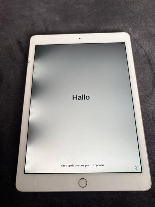 3 iPads voor reparatie of onderdelen, Computers en Software, Apple iPads, 10 inch, Apple iPad, Wit, Ophalen of Verzenden