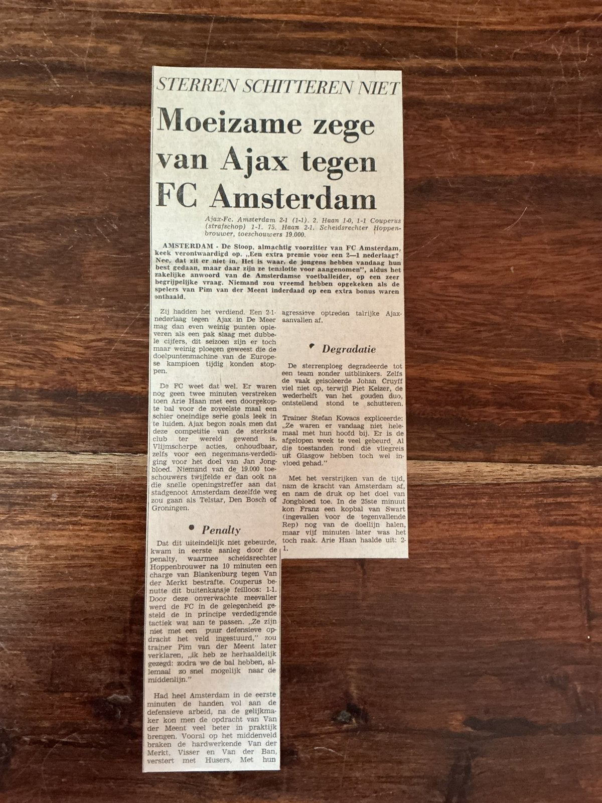 Voetbal krantenartikel Ajax FC Amsterdam januari 1973, Ophalen of Verzenden, Knipsel(s)