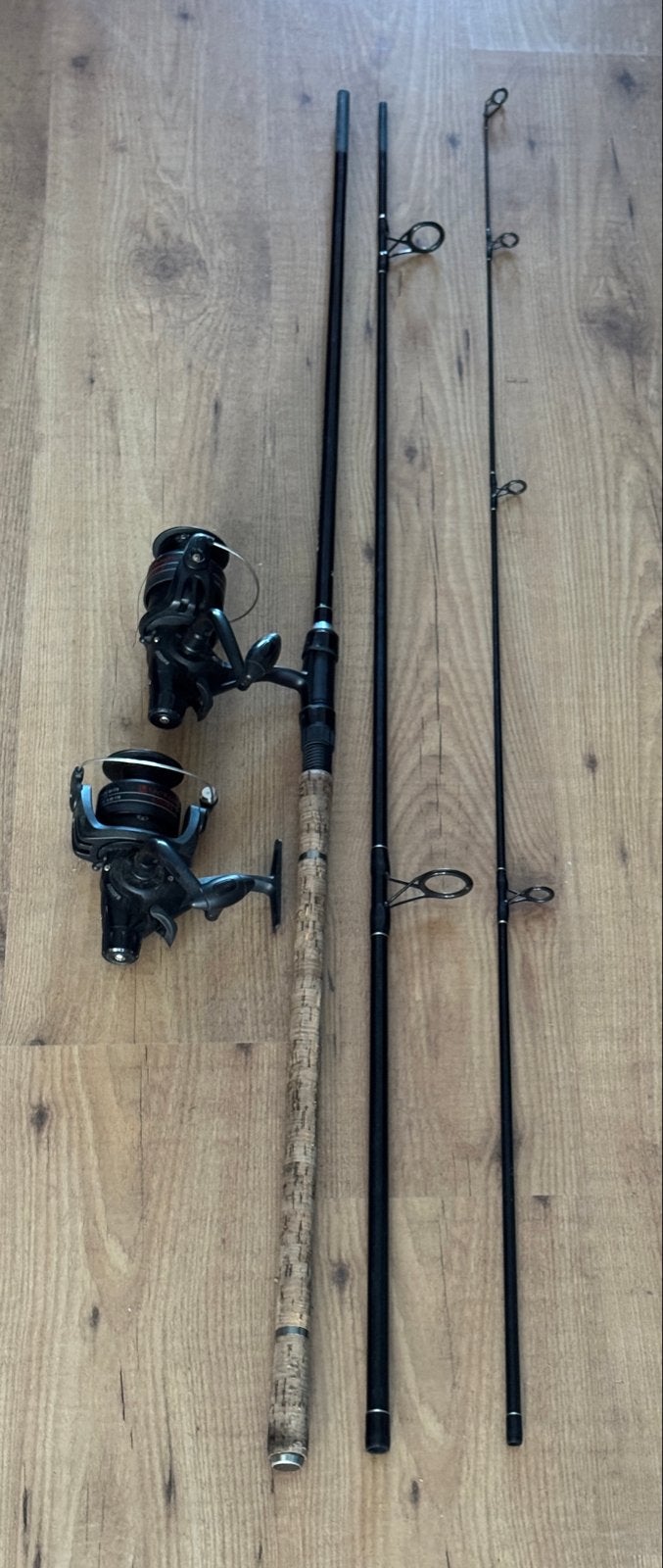 hengelset:2x de Ultimate 6000FR molen en Action Carp 360, Ophalen of Verzenden, Gebruikt, Complete hengel