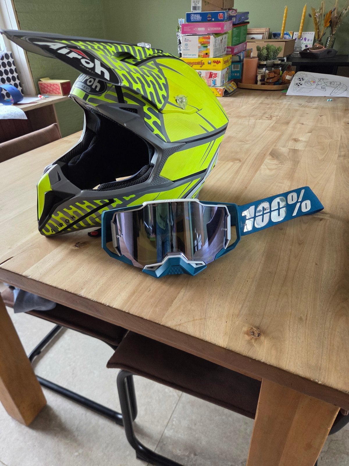 airoh crosshelm maat m met 100% bril, Motoren, Ophalen, Tweedehands, Offroadhelm, Overige merken