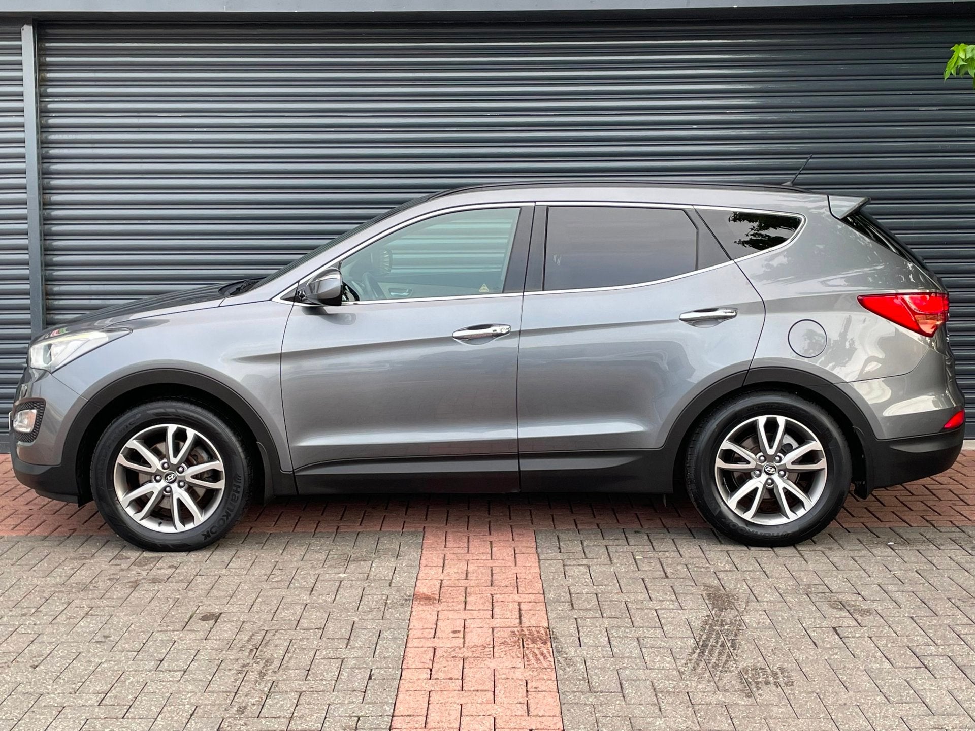 Hyundai Santa Fe 2.4i GDI 4WD i-Motion 7p Automaat | Xenon |, Auto's, Hyundai, Automaat, Euro 5, Santa Fe, Gebruikt