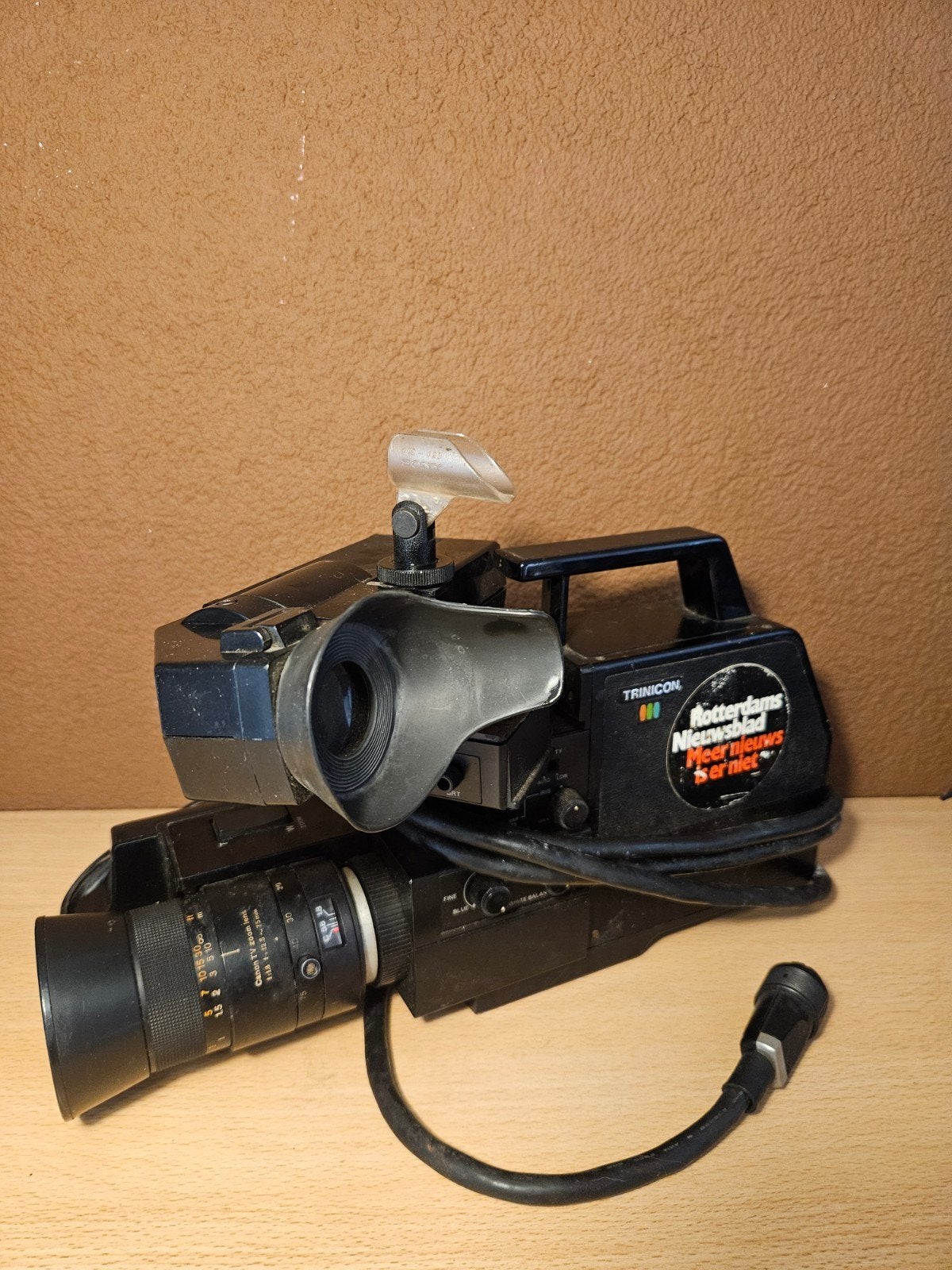 Vintage Sony Video Camera HVC-2000P Trinitron, Gebruikt, 20x of meer, Overige soorten, Ophalen of Verzenden