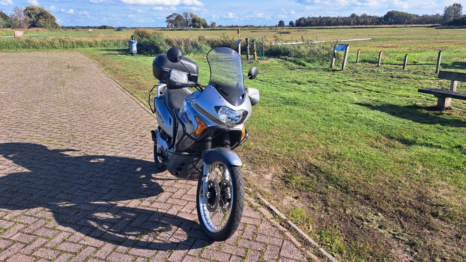 Honda Transalp 650 - Betrouwbare Allroad Motor, 2 cilinders, Motorrijbewijs A, Gebruikt, Particulier