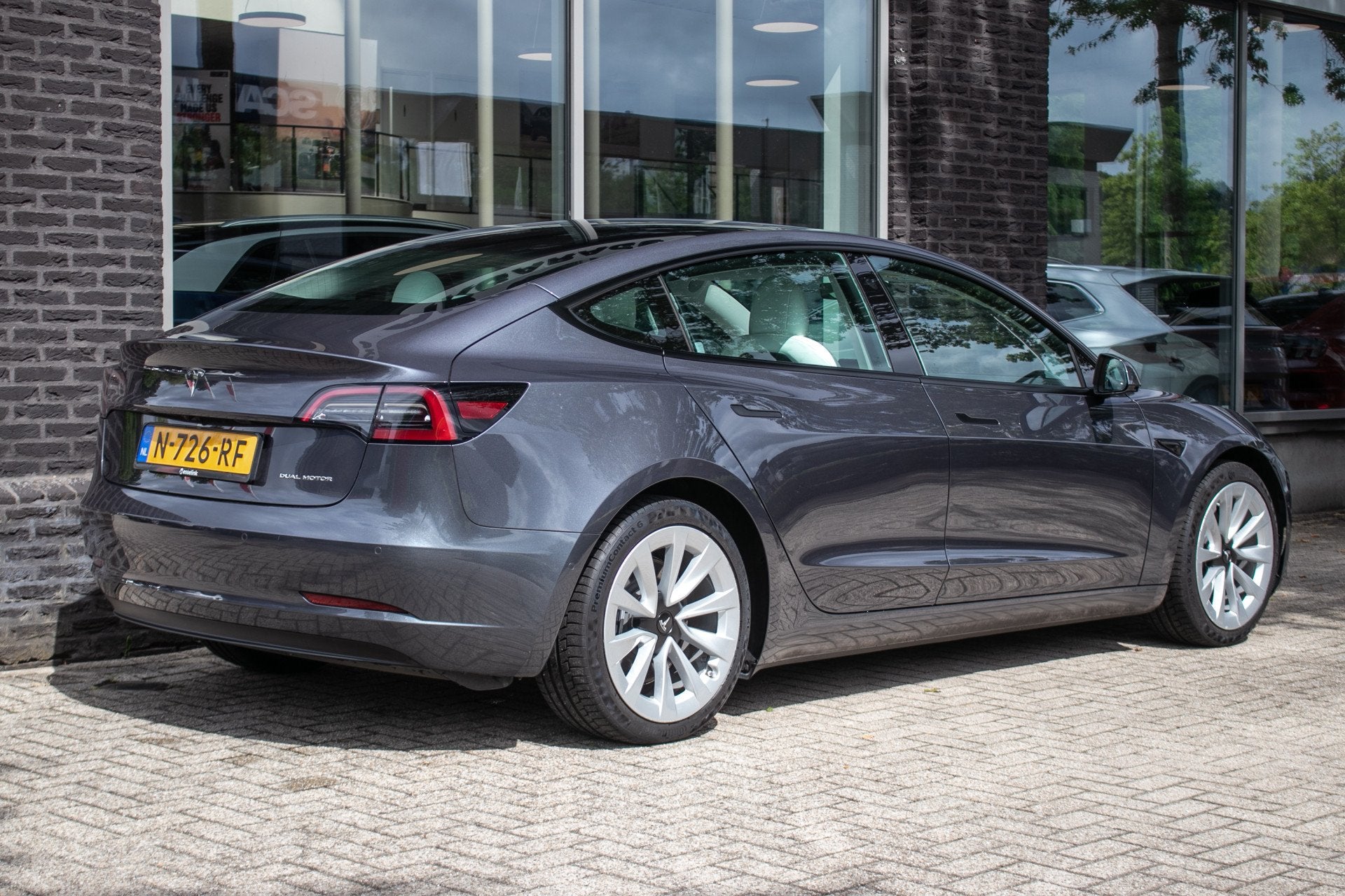Tesla Model 3 Long Range AWD 75 kWh | 19" Velgen (bj 2021), Auto's, Automaat, Gebruikt, Origineel Nederlands, Vierwielaandrijving