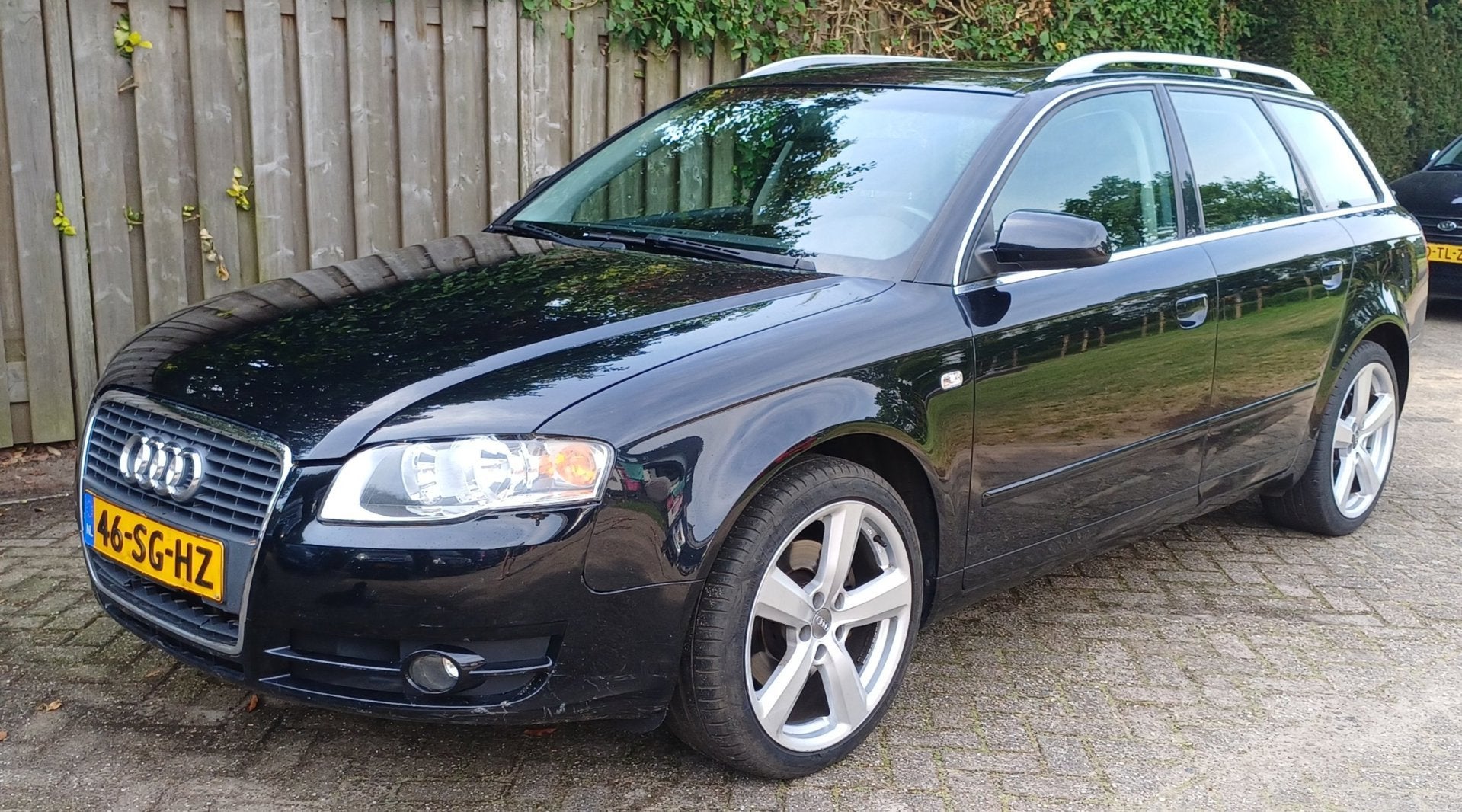 Audi A4 Avant 1.8 Turbo Pro Line automaat, Auto's, Gebruikt, 4 cilinders, Parkeersensor, Origineel Nederlands