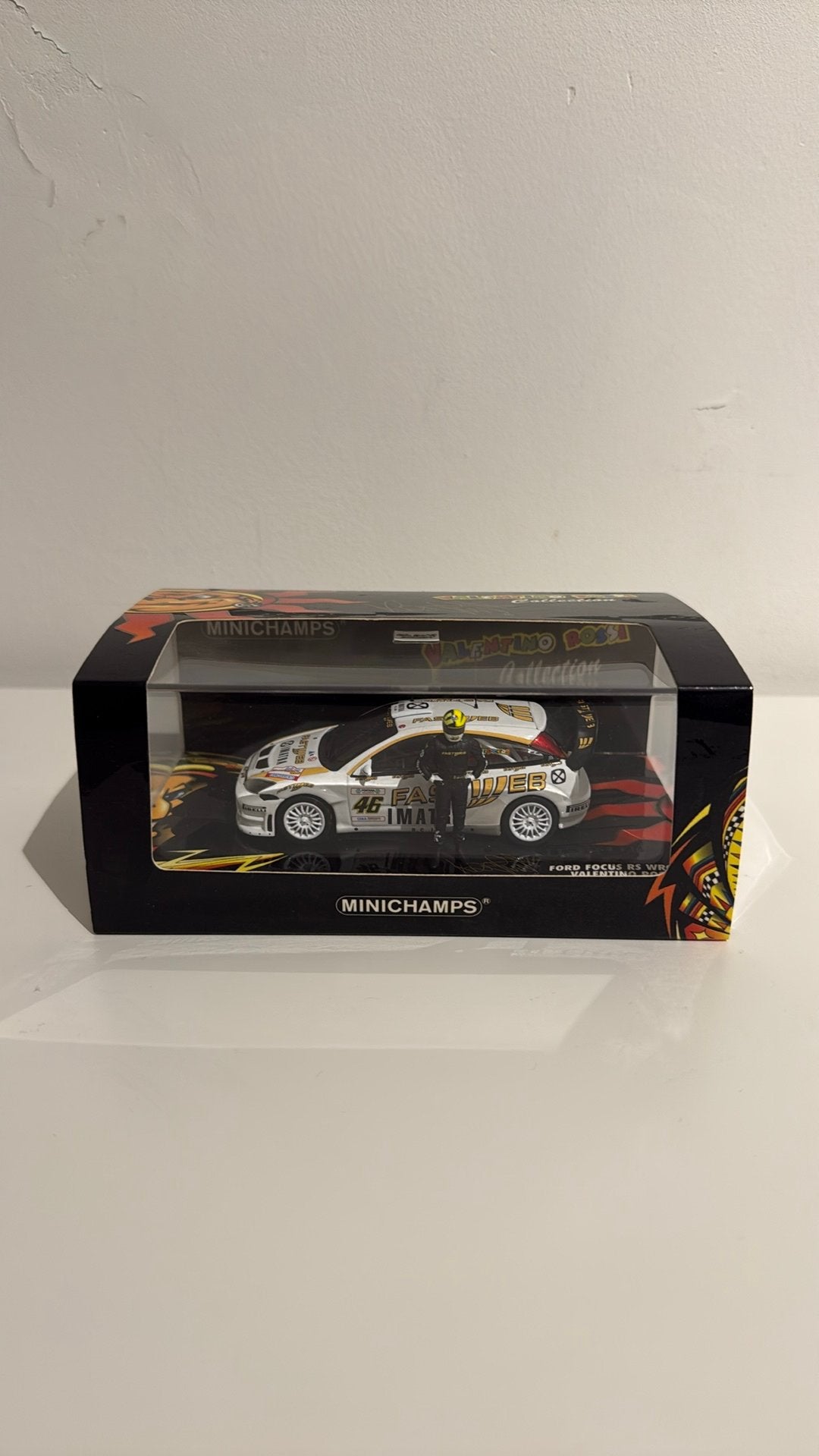 Valentino Rossi 1/43 Ford Focus 2006, Ophalen of Verzenden, Zo goed als nieuw, Auto, MiniChamps