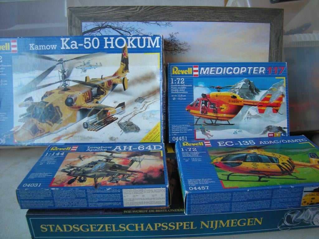 4x nieuwe bouwdozen kijk foto, Nieuw, Ophalen of Verzenden, Groter dan 1:72, Revell