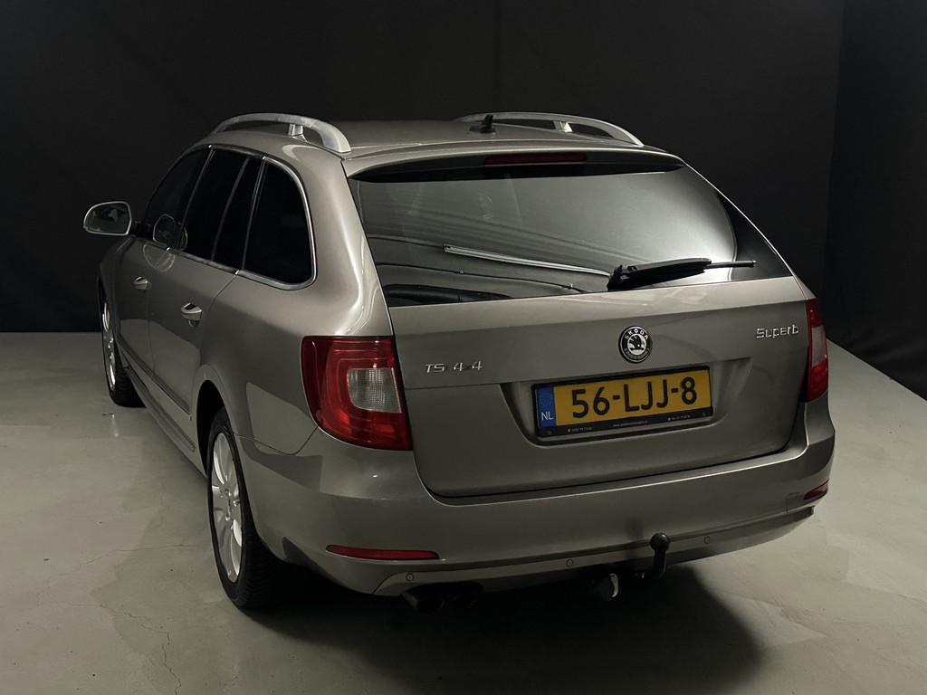 Skoda Superb Combi 1.8 TSI Elegance 4x4 Business Line *Full, Euro 5, Gebruikt, 4 cilinders, 160 pk