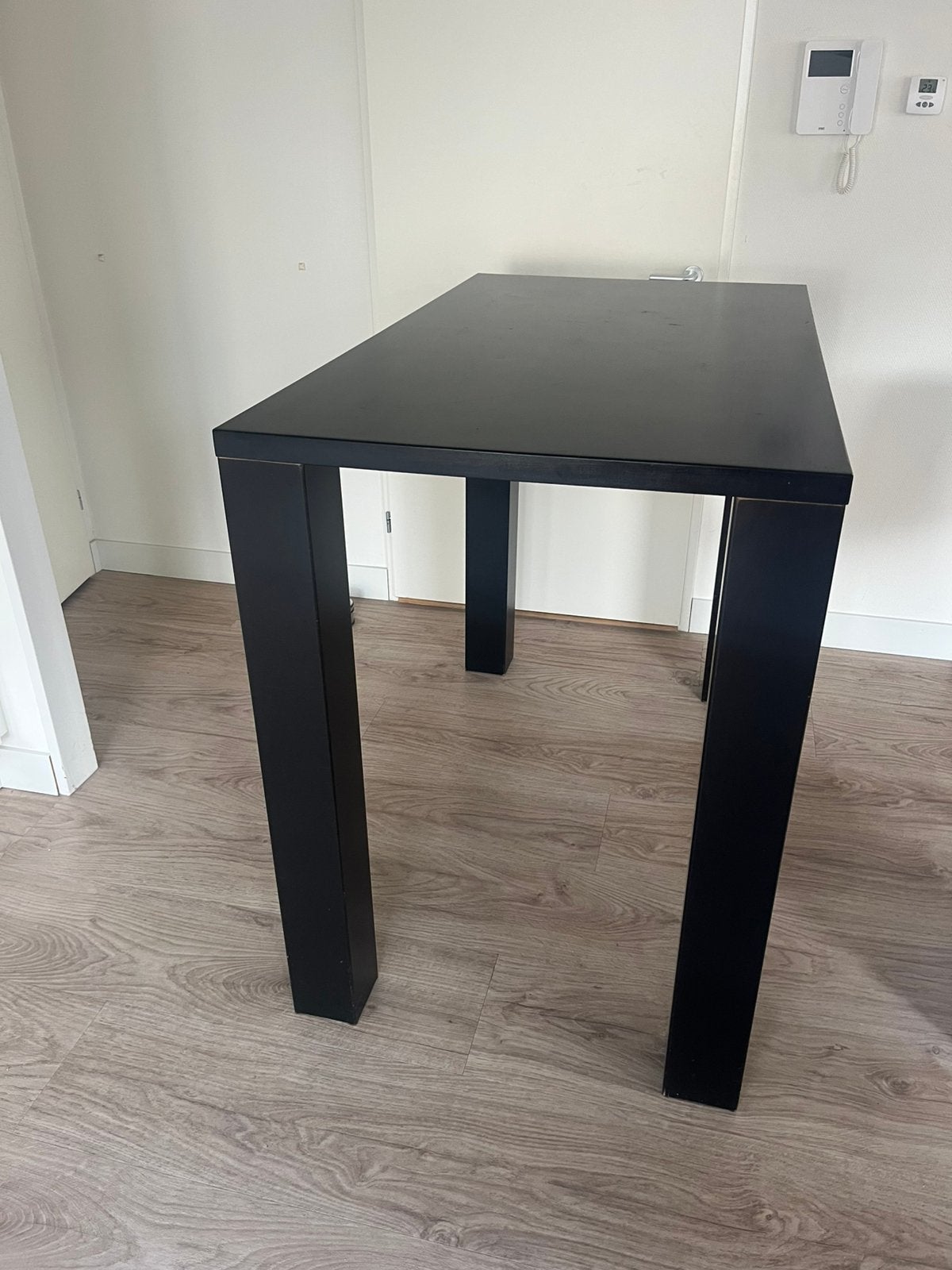 Zwart houten bartafel, Ophalen, Gebruikt