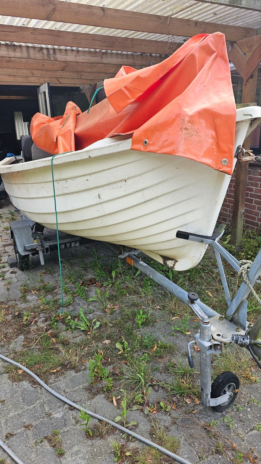 Kleine boot met trailer en Mariner 5 pk buitenboordmotor, Watersport en Boten, Ophalen, Overige merken, Gebruikt, Tot 10 pk