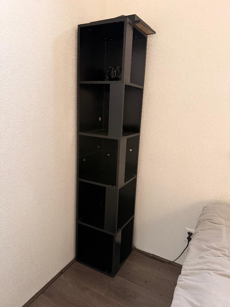 Vakkenkast van hout, 167cm hoog, Ophalen, 50 tot 100 cm, Zo goed als nieuw, 150 tot 200 cm