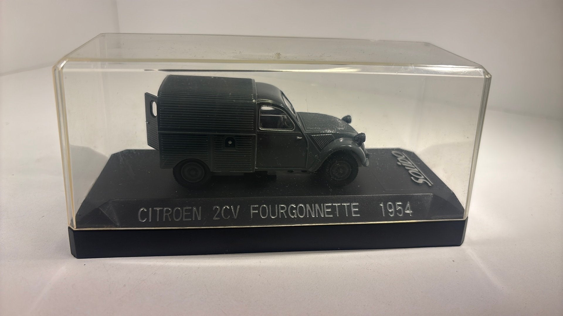Citroen 2cv fourgonnette 1954 solido 1.43