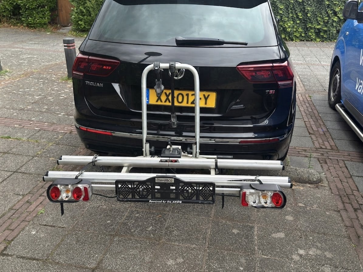 Fietsendrager ANWB KANTELBAAR, Ophalen, Trekhaakdrager