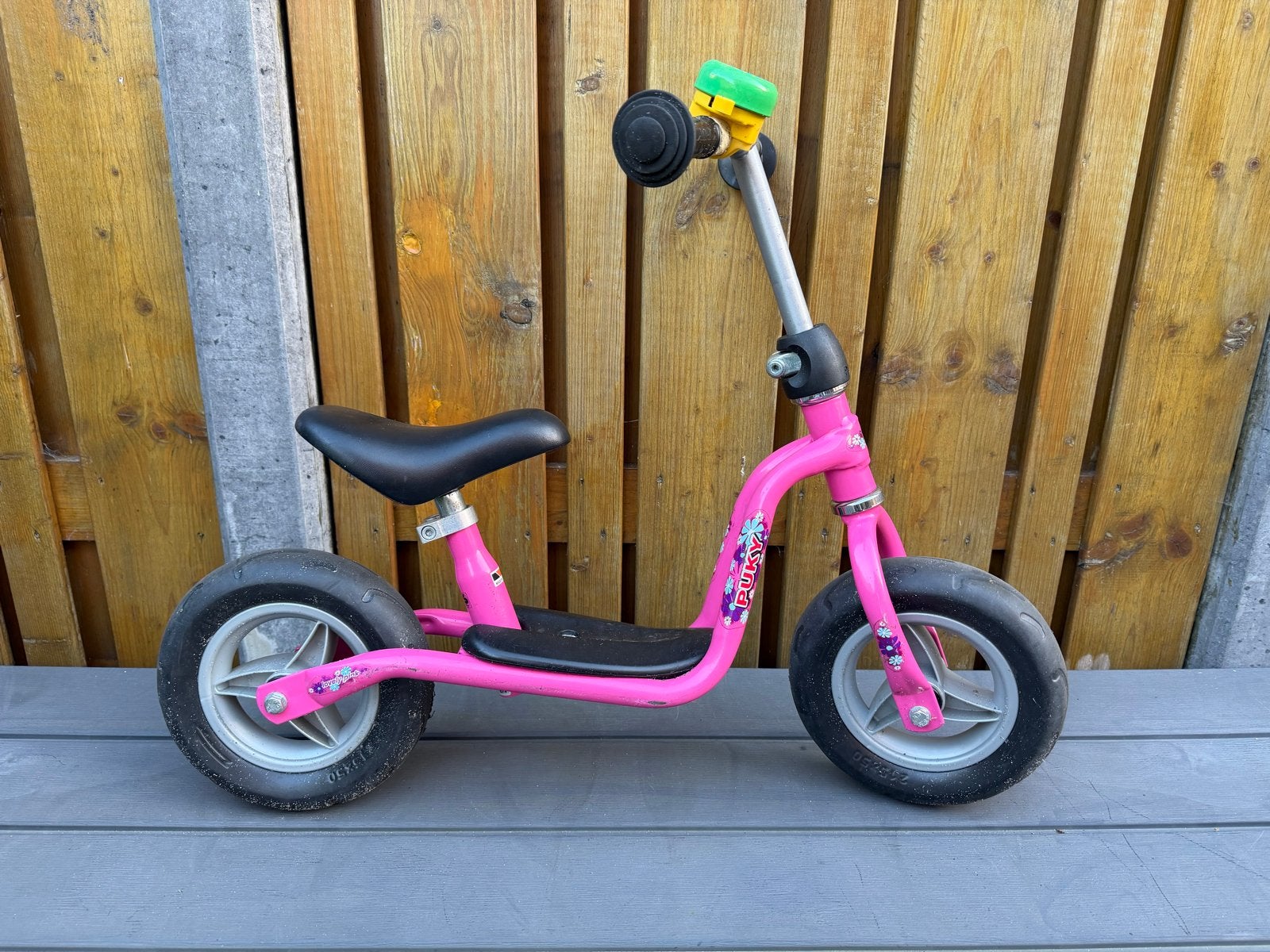 Roze Puky loopfiets voor de eerste fietsavonturen, Ophalen of Verzenden, Zo goed als nieuw, Loopfiets