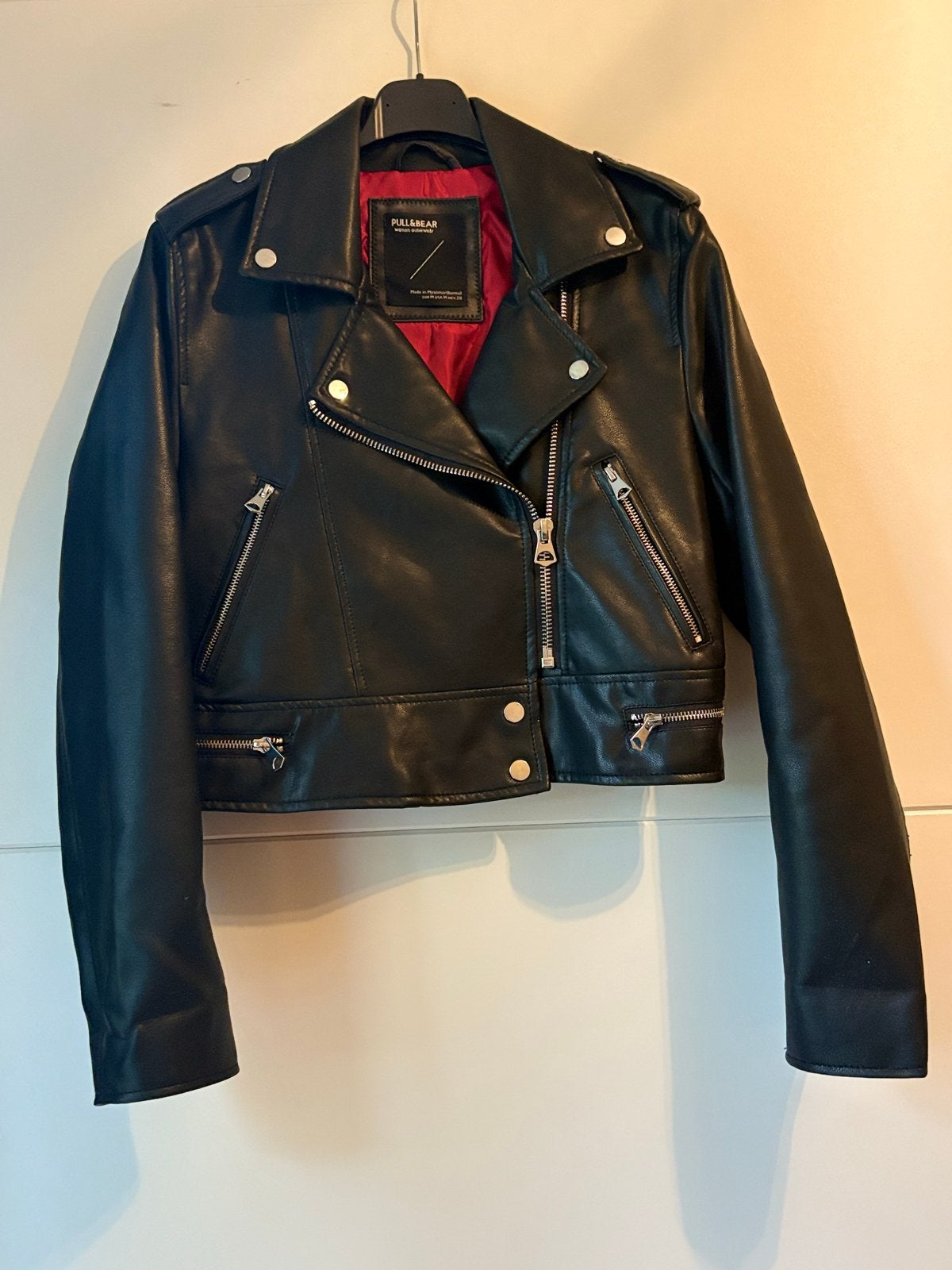 Pull&Bear Zwart Bikerjack - Zo goed als nieuw, Ophalen of Verzenden, Zo goed als nieuw, Maat 38/40 (M), Zwart