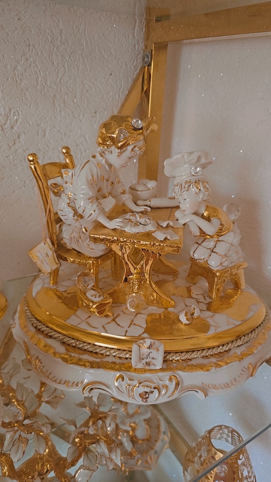 Capodimonte porselein beeld bakker bladgoud swarovskl, Ophalen
