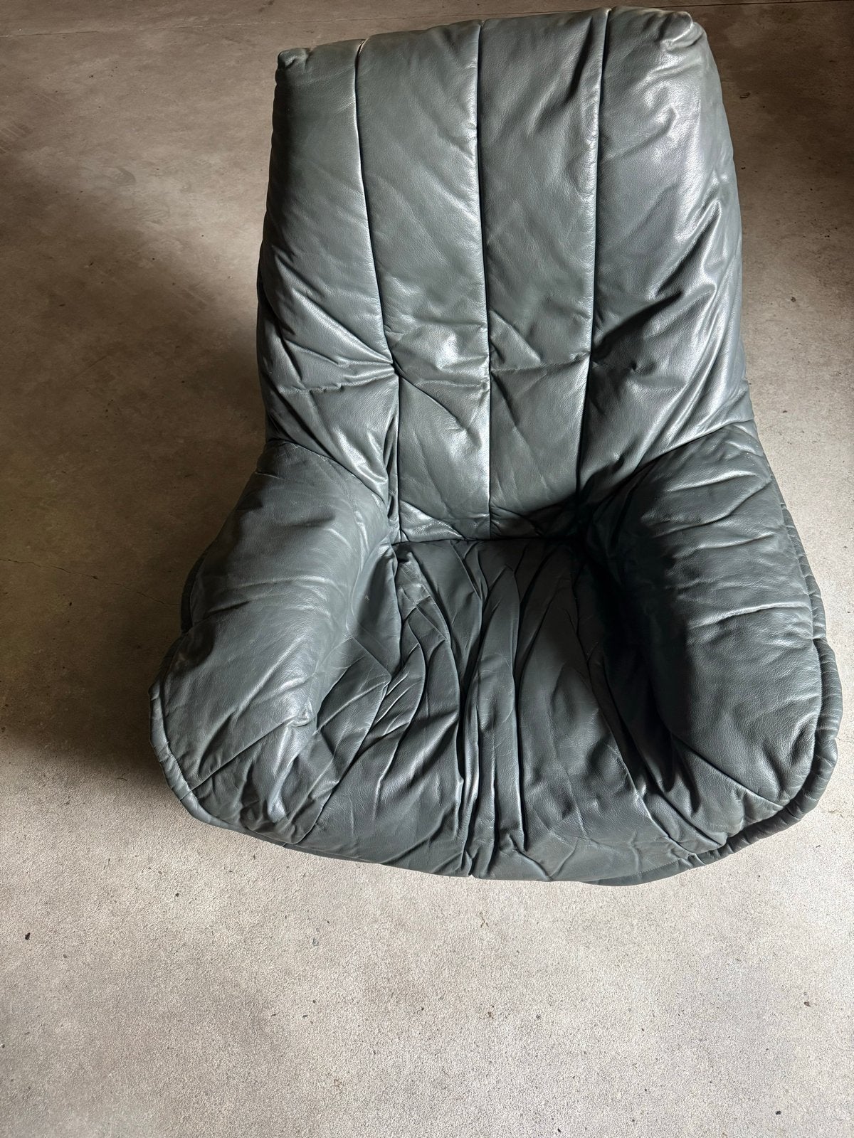Vintage leren fauteuil, Huis en Inrichting, Stoelen, Ophalen, Gebruikt, Leer, Eén