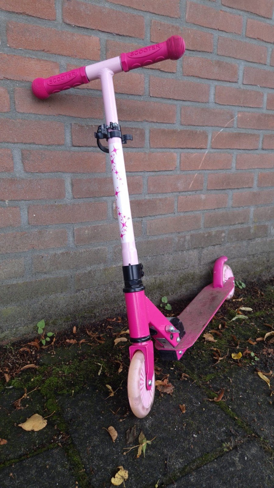 Roze kinderstep met sterren, Fietsen en Brommers, Steps, Ophalen, Gebruikt, Gewone step, Onbekend