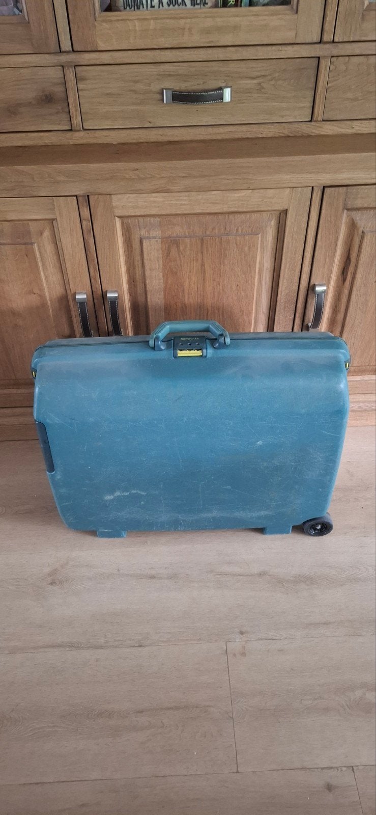 Samsonite koffer met gebruikersschade, werkt goed, Ophalen