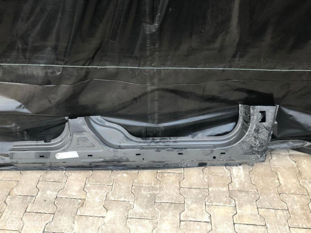 Dorpel rechts Volvo v70 rondom 2014, Gebruikt