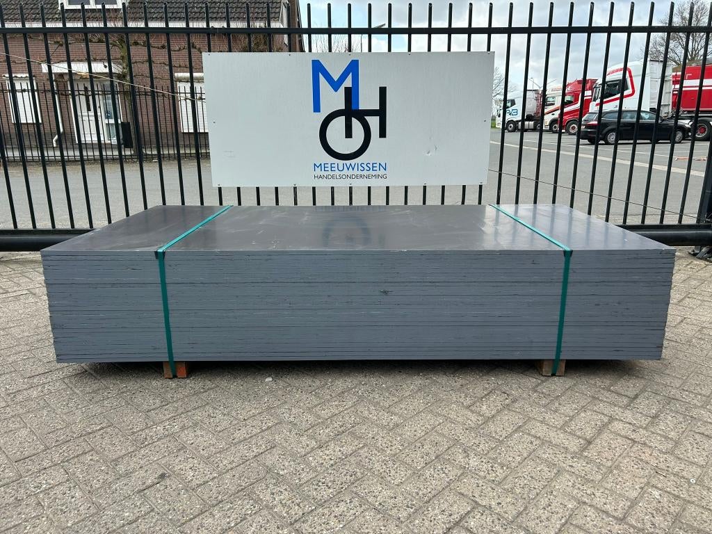 Betonplex 2500x1250x18MM eenmalig gebruikt, Ophalen, Zo goed als nieuw, Betonplex, Minder dan 20 mm