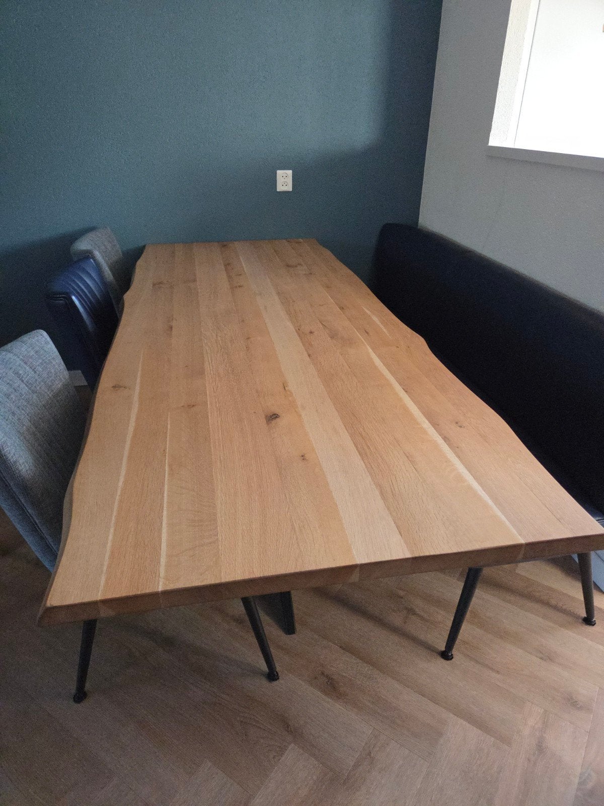 Eikenhouten eettafel met stalen spinpoot, Ophalen, 200 cm of meer, 50 tot 100 cm, Zo goed als nieuw