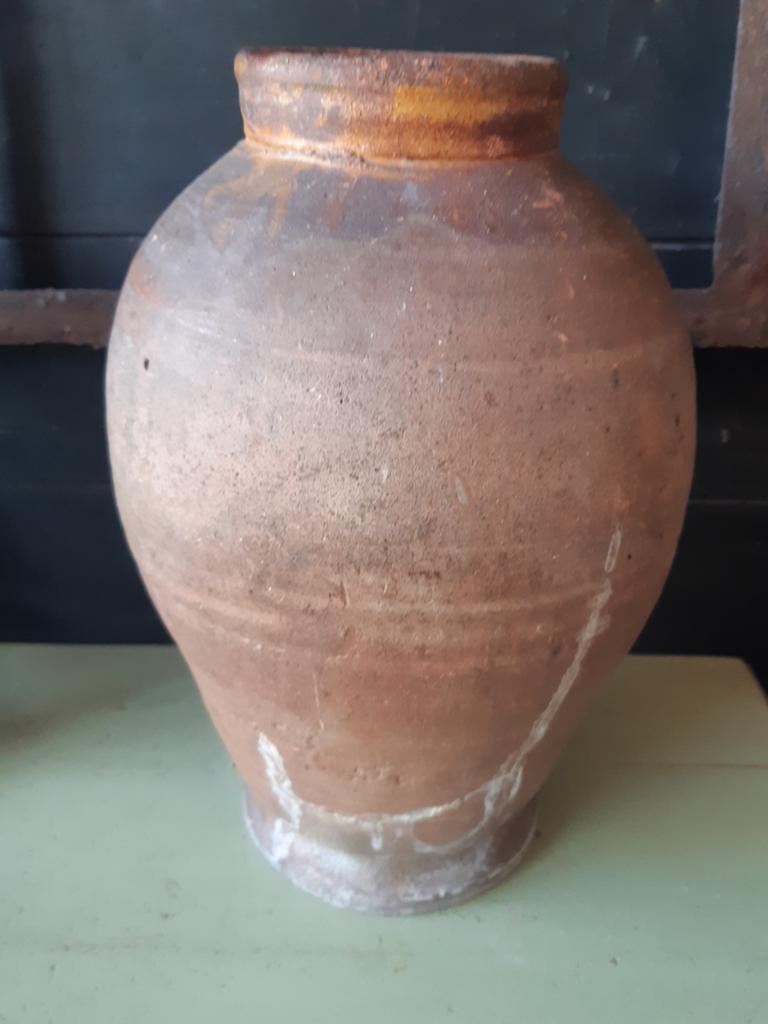 Landelijke kruik pot geglazuurde rand ,patina Spaans, Antiek en Kunst, Curiosa en Brocante, Ophalen of Verzenden