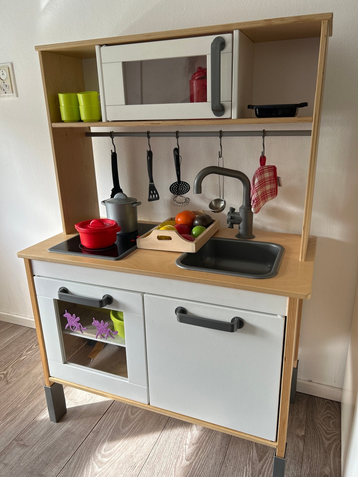 IKEA DUKTIG Speelkeuken met accessoires, Ophalen, Zo goed als nieuw, Hout, Speelkeuken