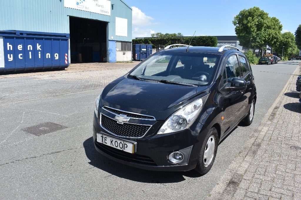 Chevrolet Spark 1.0 Bifuel 2011 Zwart  NIEUWE APK, Auto's, Chevrolet, 15 km/l, 37 €/maand, 4 cilinders, Zwart