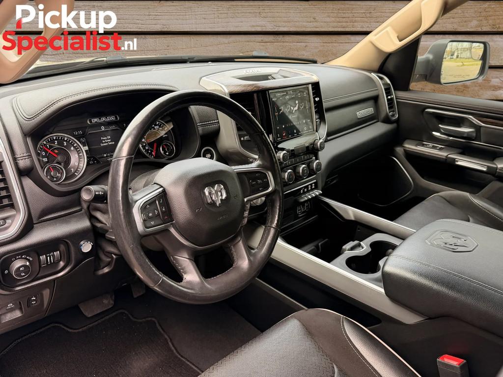 Dodge Ram 1500 5.7 V8 4x4 Crew Cab Laramie COMPLETE HISTORIE, Auto's, Automaat, Stoelverwarming, 5654 cc, 2626 kg